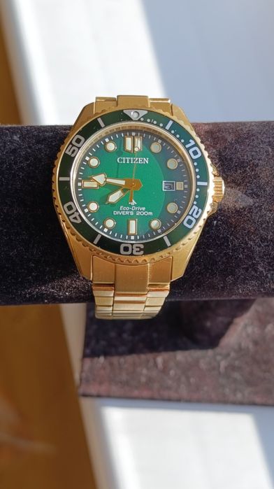Citizen Saphir Solar