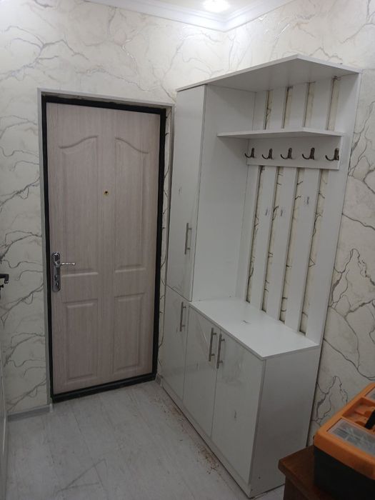 Buyurtma mebel har hil fasoʻndagi  Prixoshkalar siz xoxlagan ranglarda