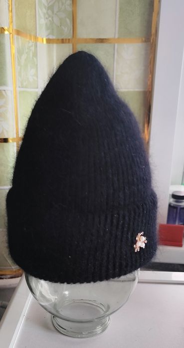 Продам зимнюю шапку