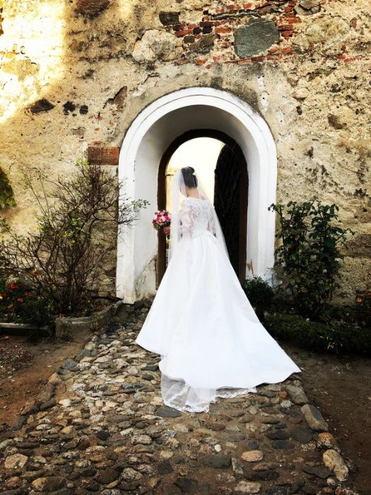 Rochie de mireasa 36-38 tafta si dantela