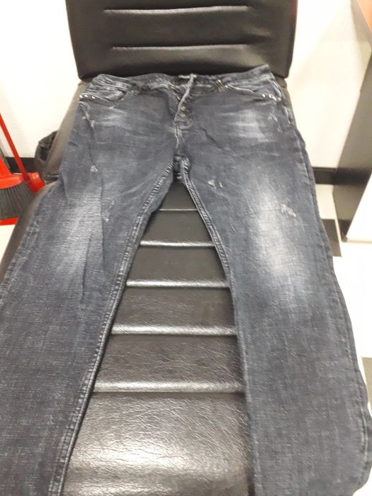 Продаю джинсы очень хорошего качества