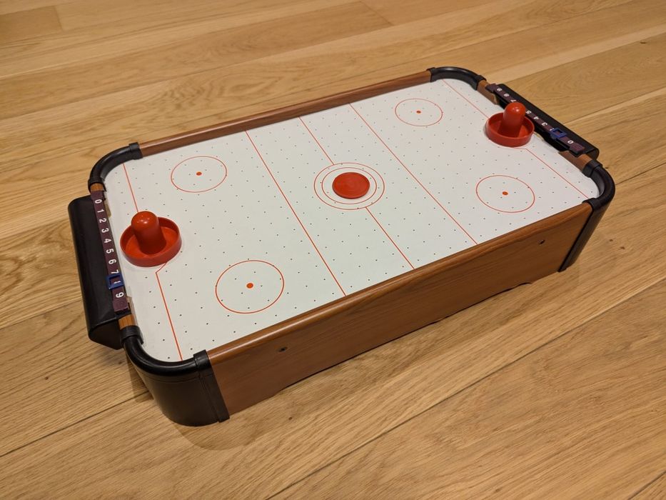 Joc air hockey de masa