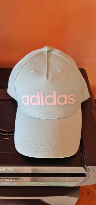 Оригинална шапка adidas