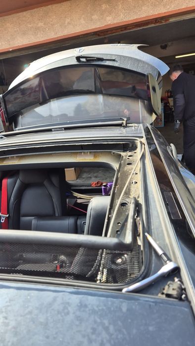 Reparatie trapă panoramică / turela Mercedes-Benz/ Volvo/ BMW/ Audi