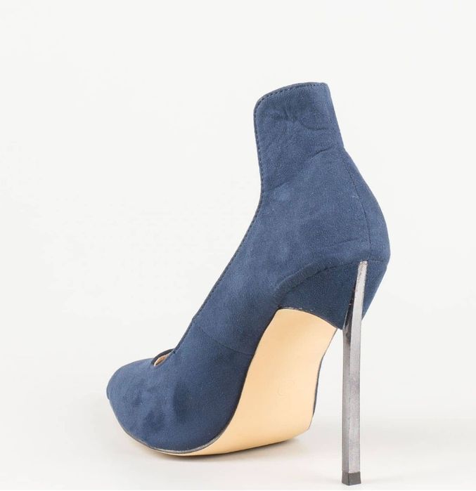 Елегантни дамски обувки