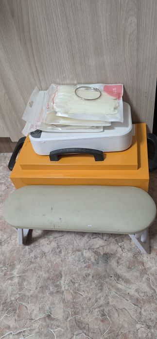 Срочно! Продам сухожар,  стерилизатор.