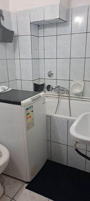 Garsoniera pe str Podului de inchiriat