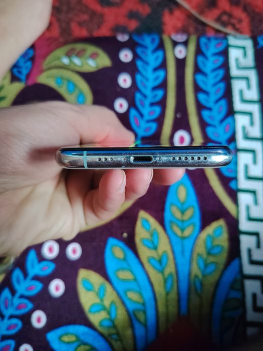 IPhone 11 pro sotiladi