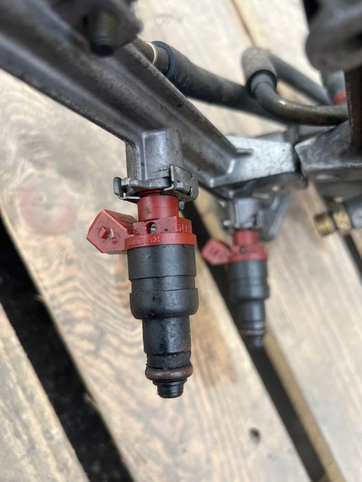 Форсунки на Мерседес 111 2.3