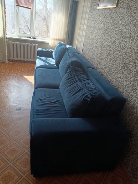 Продам удобный диван