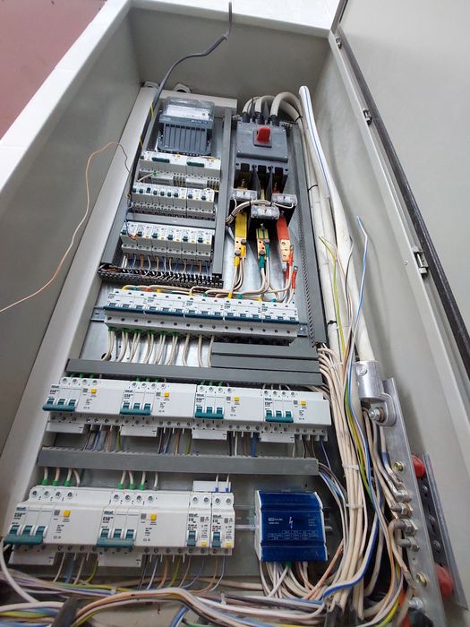 Услуги электрика 24/7