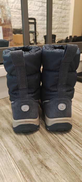 Продам детские сапоги Reima