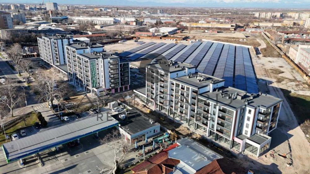 Продава се Тристаен апартамент в Пловдив, Център - 115 кв.м за 638 €/кв.м - Снимка #12