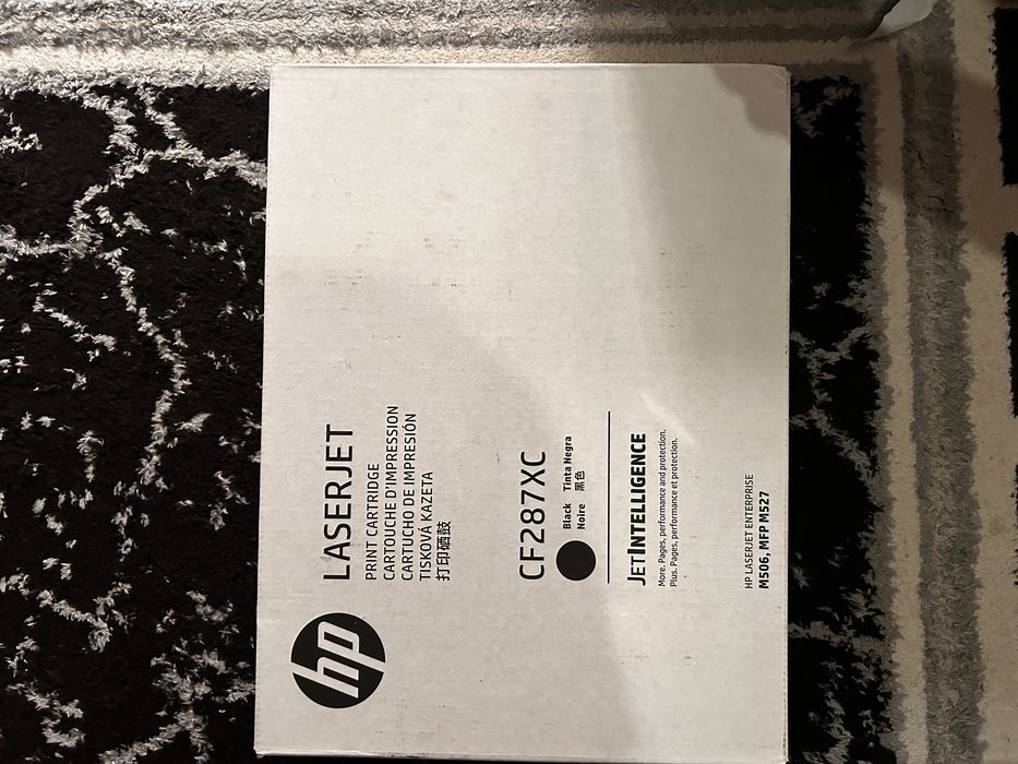 Vând cartușe de toner negru