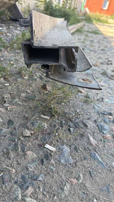 Продам направляющие рельсы