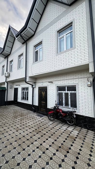 Sergeli Xonabod 2 etaj 5 xona Kottej Srochna