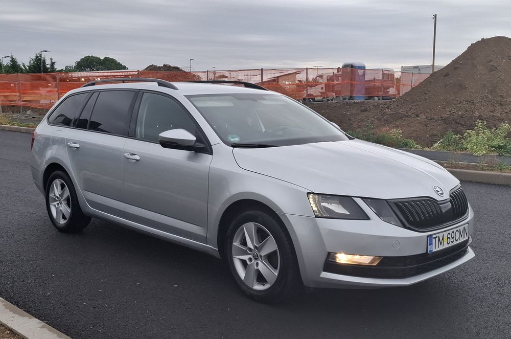 Skoda Octavia 3 Facelift 1.6 Diesel 116Cp Euro6 Klimatronic Distronic 2017