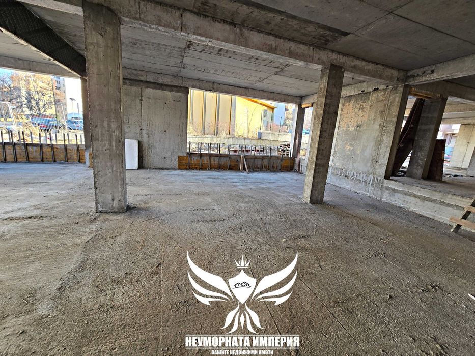 Под наем помещение, ателие, магазин, офис, склад 100кв.м гр.Асеновград