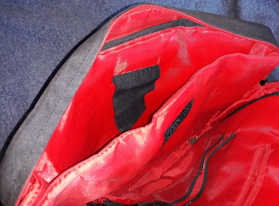 Чанта за лаптоп,документи