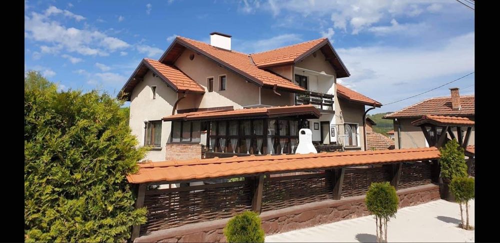 Ремонт на покриви Габрово Безшевни улуци Тенекеджийски услуги