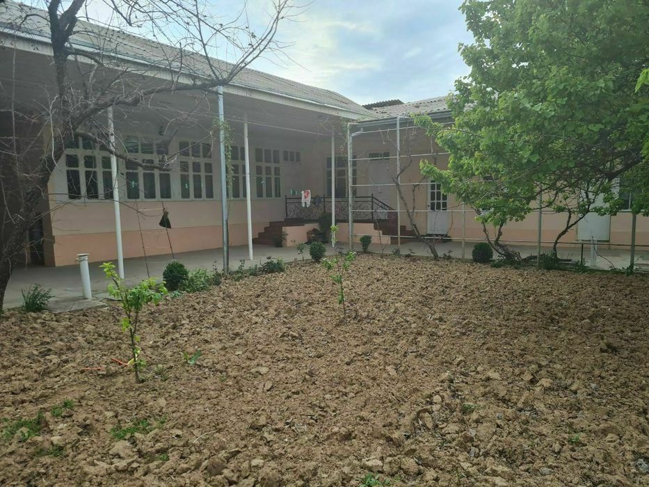 Srochno sotiladi 5honali  uchastka