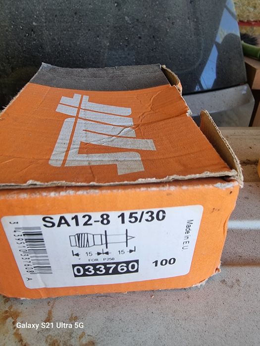 Pistol cu capse Spit