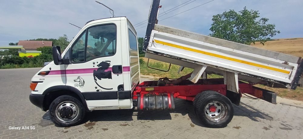 Vand iveco daily anul 2001 motor 2.8 130cai