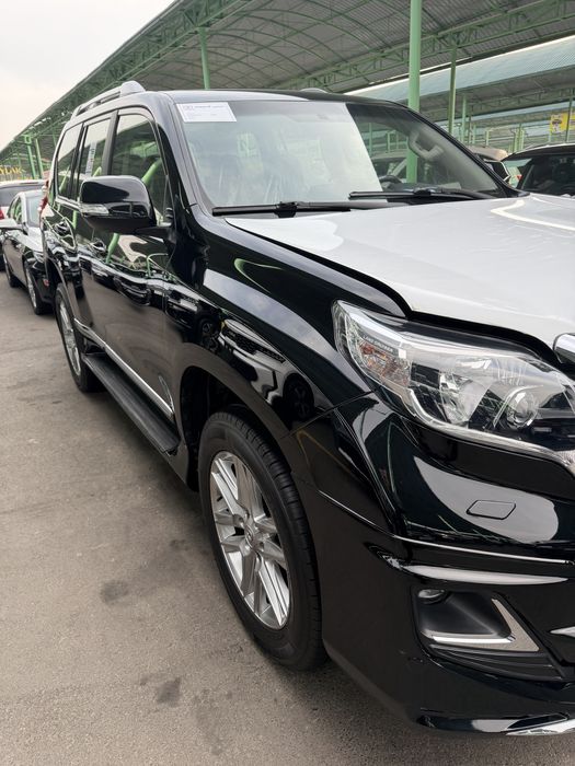 Toyota prado 150 kraska toza idiyal moshina 97000 km bir kishi haydaga