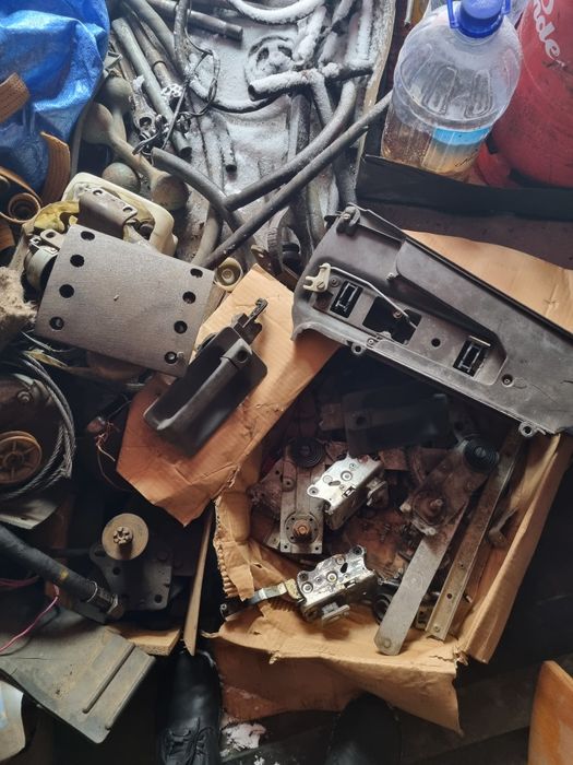 Запчасти на Мерседес грузовой