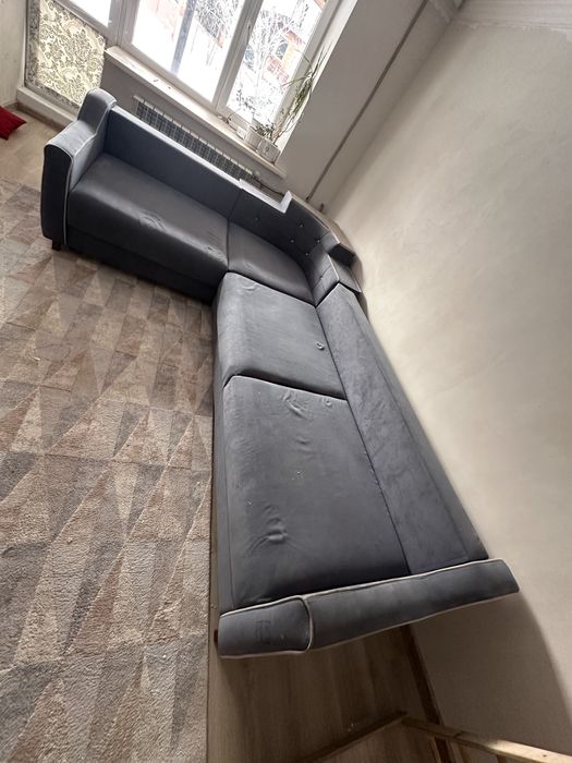 Продам диван 70000