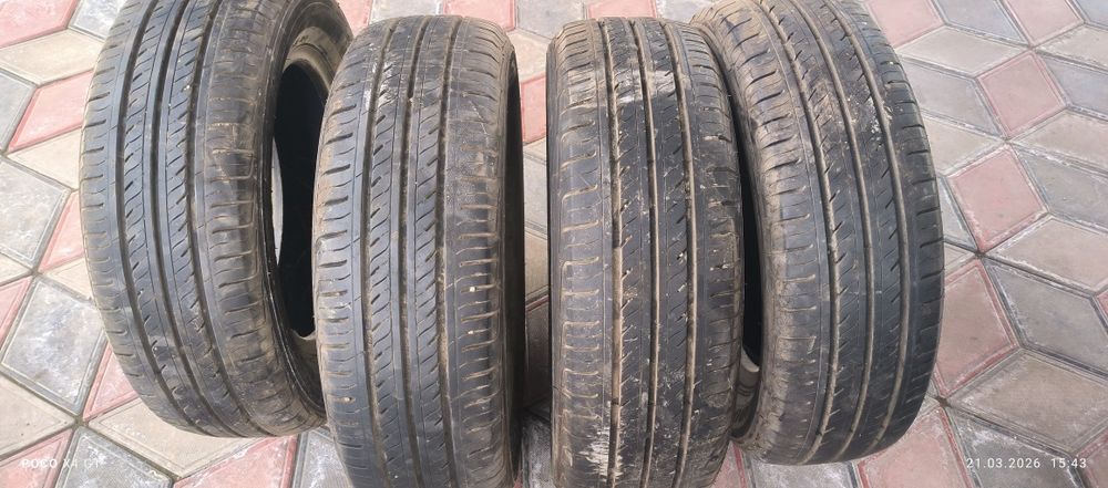 Шины  продам стояли на элантре