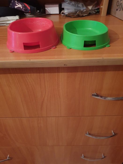 Миски для кошек и собак