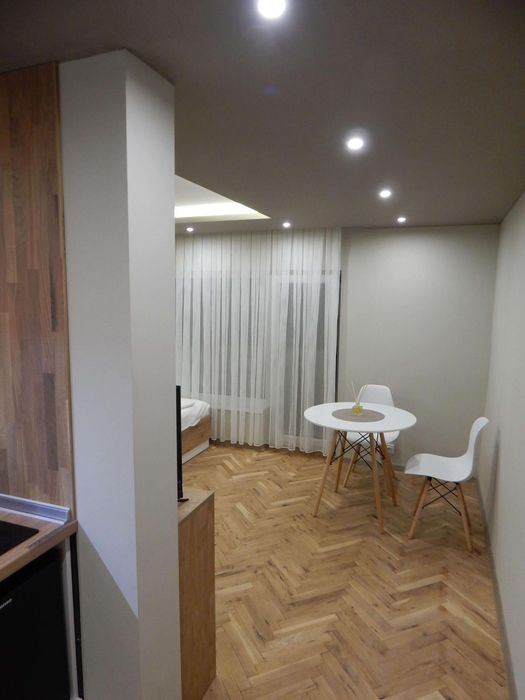 Дава се под наем Едностаен апартамент в Варна, Център - 40 кв.м за 398.82 € - Снимка #6