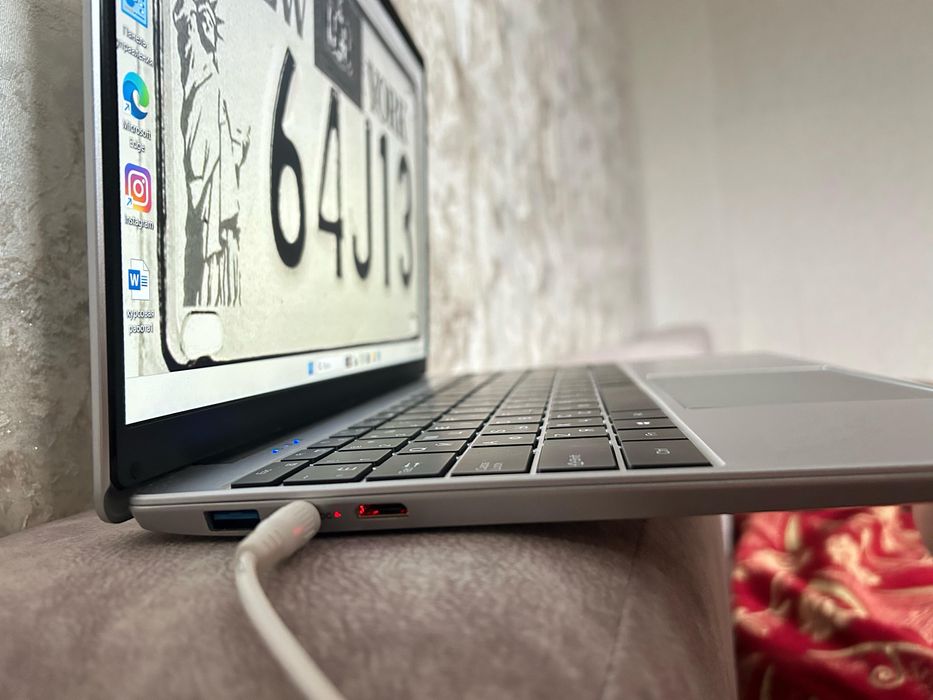 Ноутбук YAMI L12