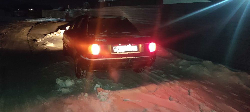 Продам Ауди 80 б3
