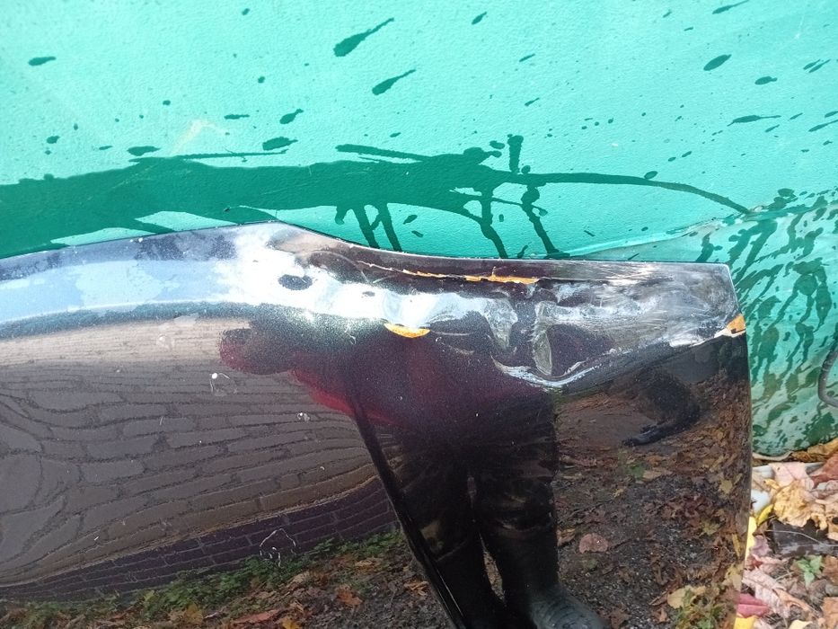 Продам капот ,задняя дверь.