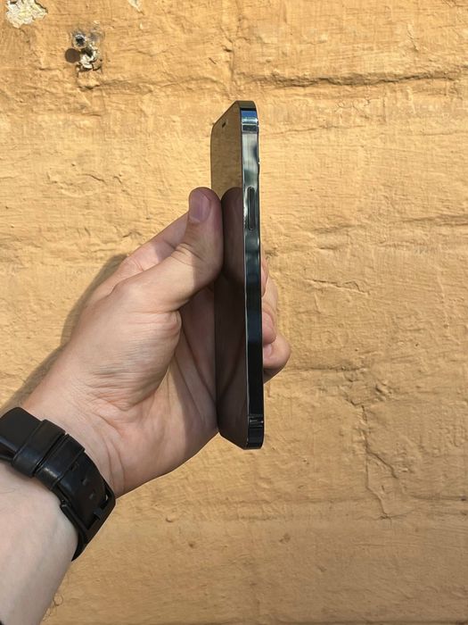 iPhone 12 pro sotiladi