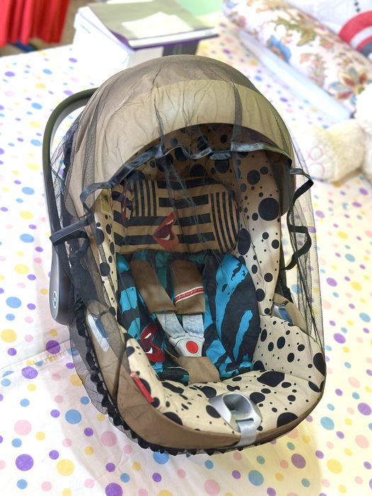 Стол за кола Cybex Cloud Z i-size Karolina Kurkova Fashion Collection