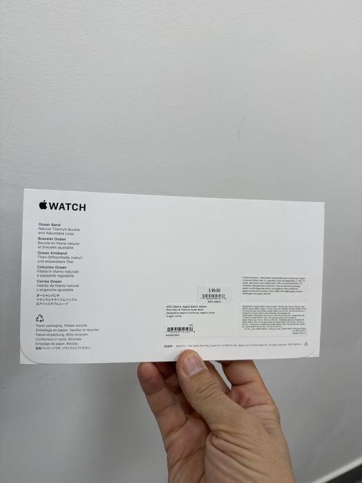 Apple Watch Ultra 3 49mm Natural Titanium + Black Ocean Band