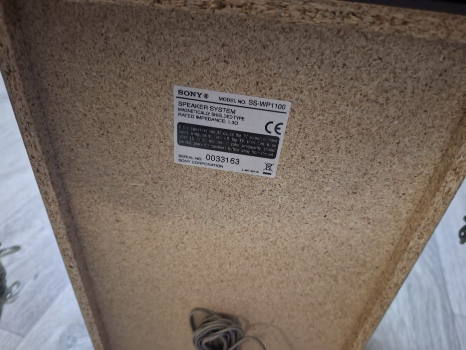 Sistem sony 5 1 model HCD-DZ20