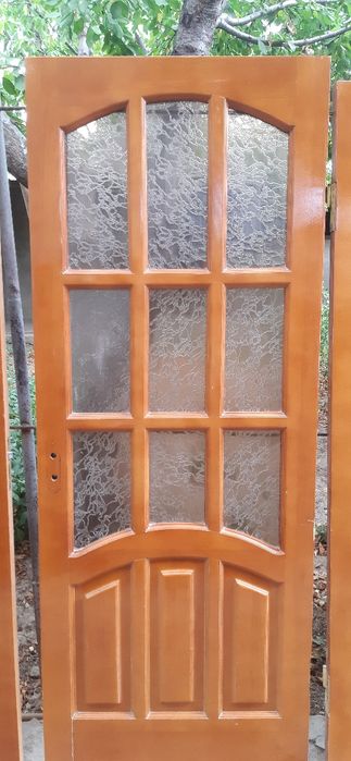 Деревянные двери