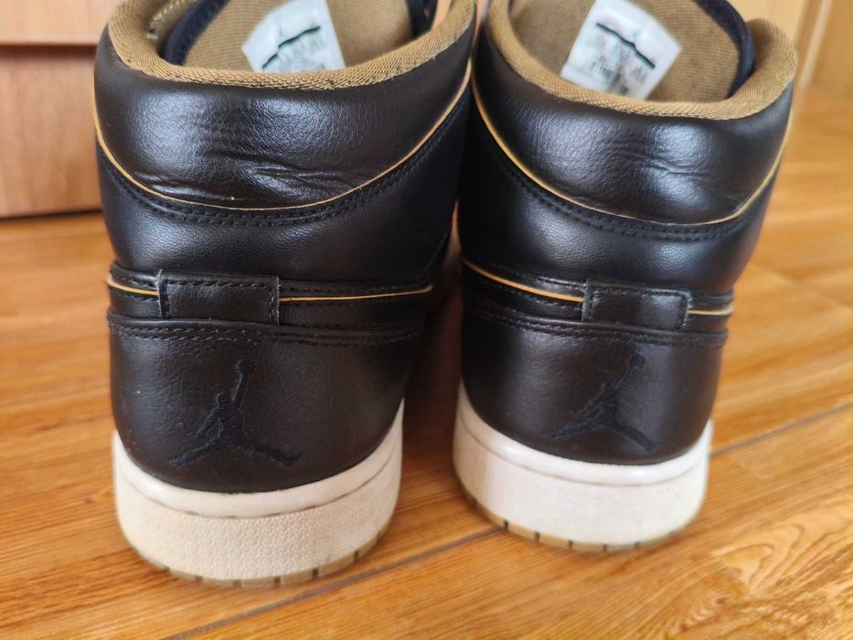 Обувки Air Nike Jordan 1 Mid Black