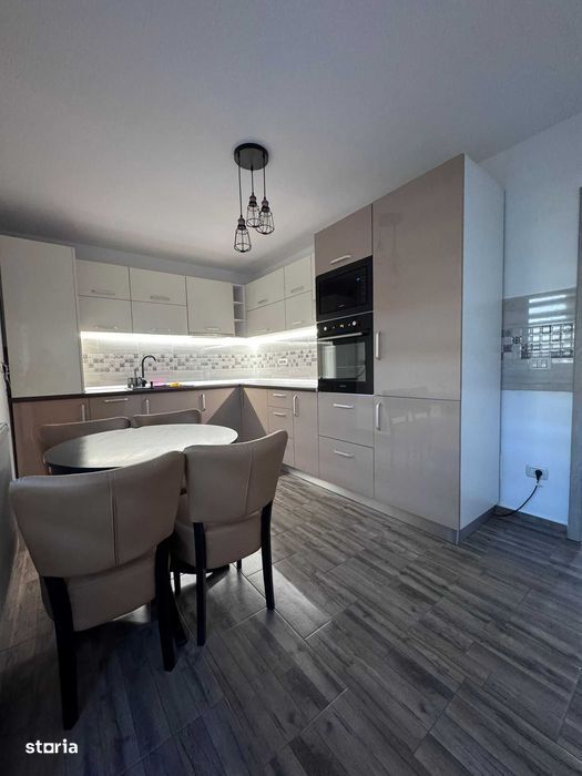 CasaVila de inchiriat - 750 euro