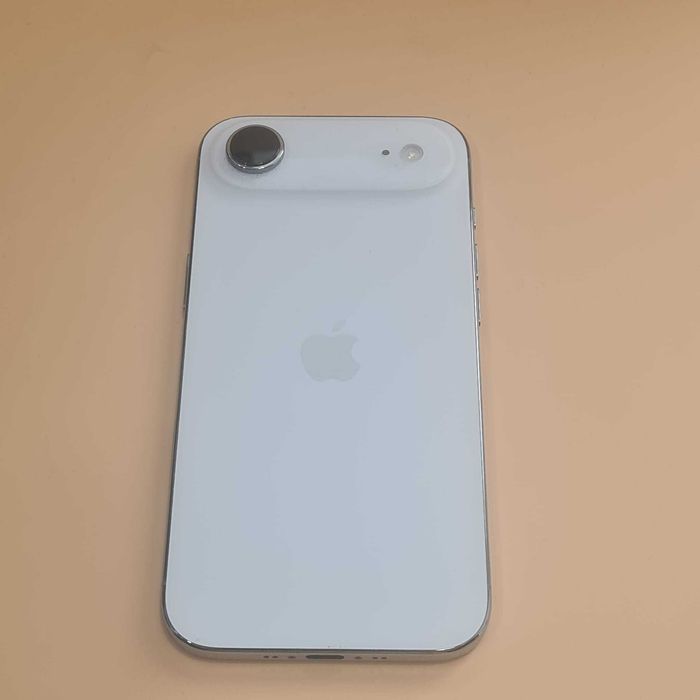 HOPE AMANET P8 Iphone Air 256 gb 100 Baterie  8  cicluri
