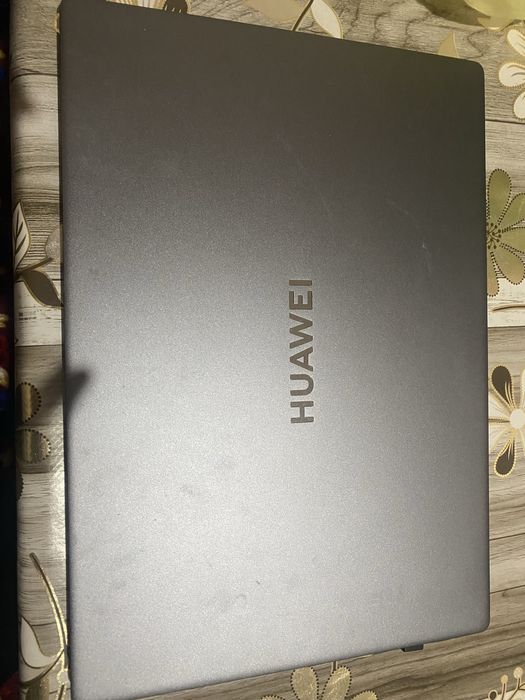 xuawei matebook d16