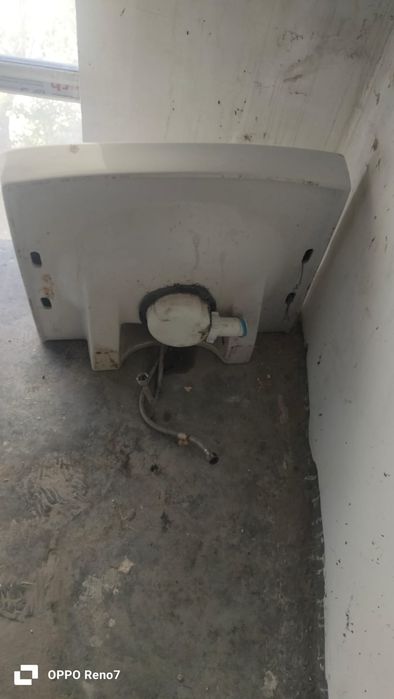 Продам раковину из керамики