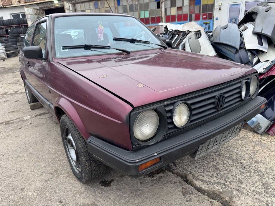 VW Golf II 1.8i 90hp 1990г. На Части