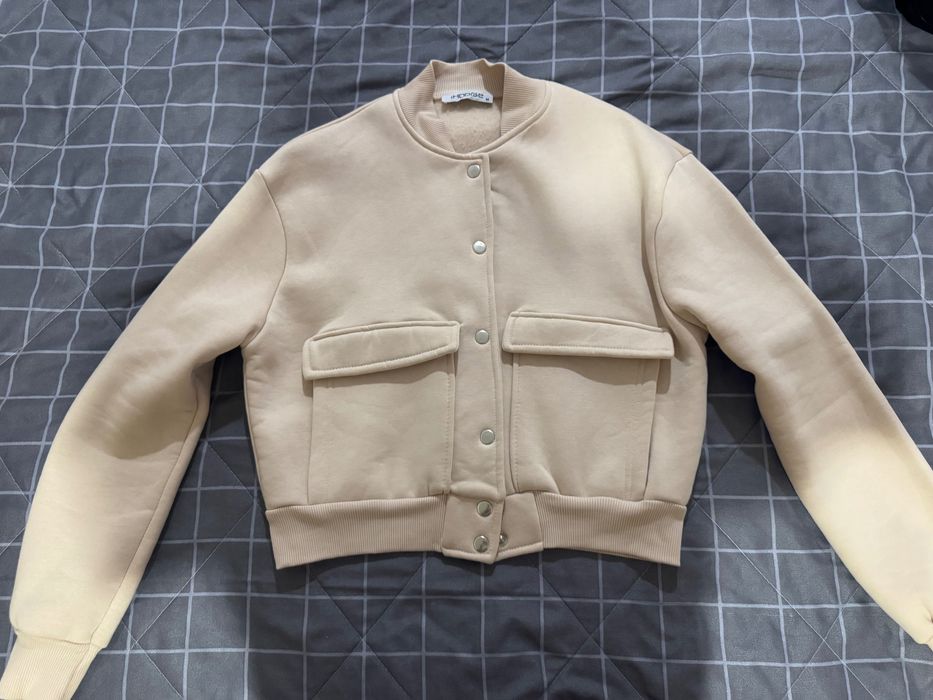 Куртка, кожанка, джинсовка женские