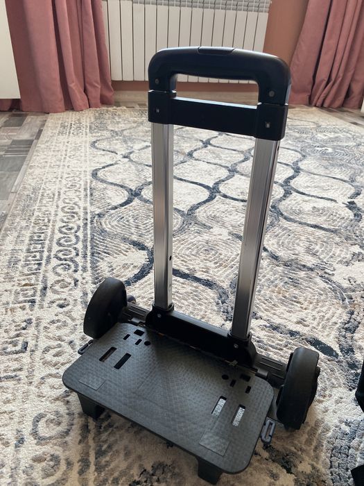 Продам портфель для мальчика! 12000 тг