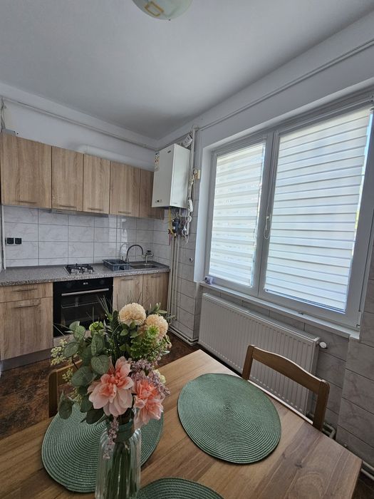 Apartament 2 camere decomandat, Tractorul, Coresi..